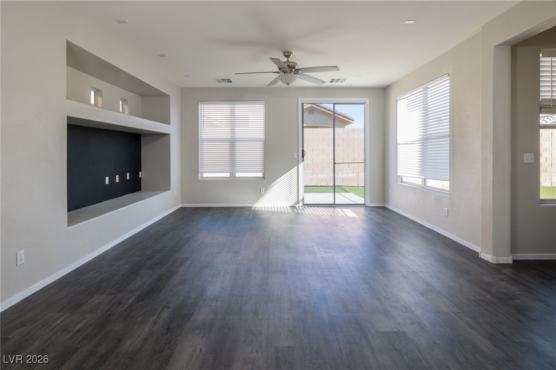 5866 Hollingshed Court