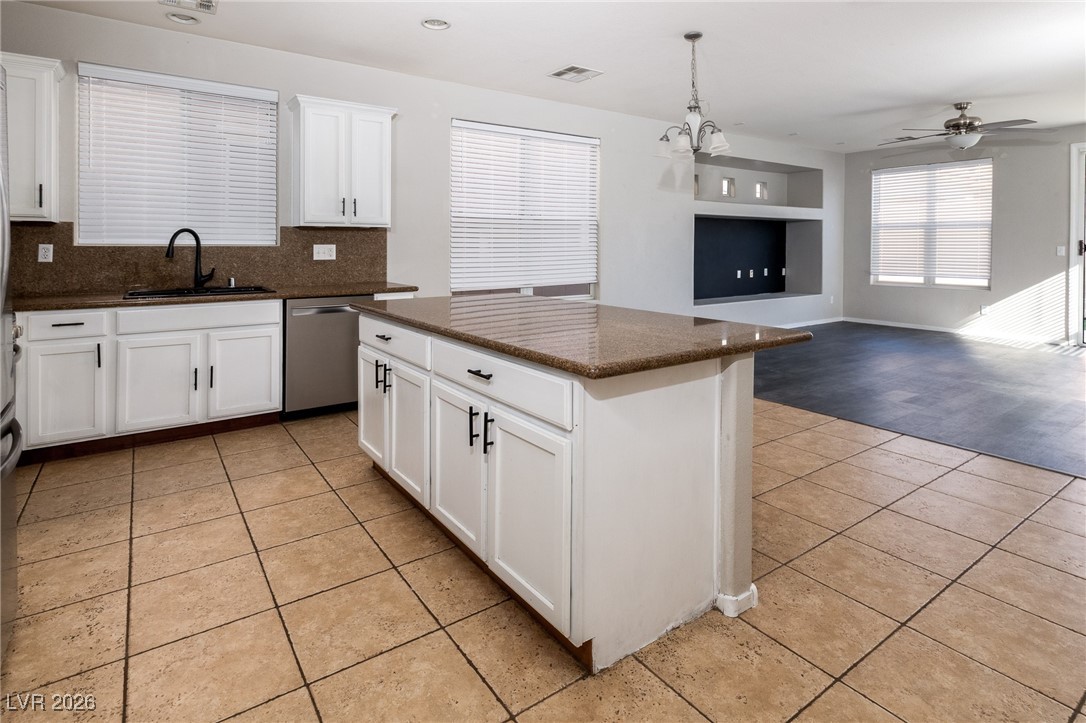 5866 Hollingshed Court