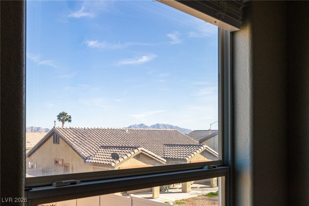 5866 Hollingshed Court