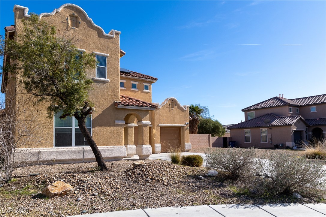 5866 Hollingshed Court