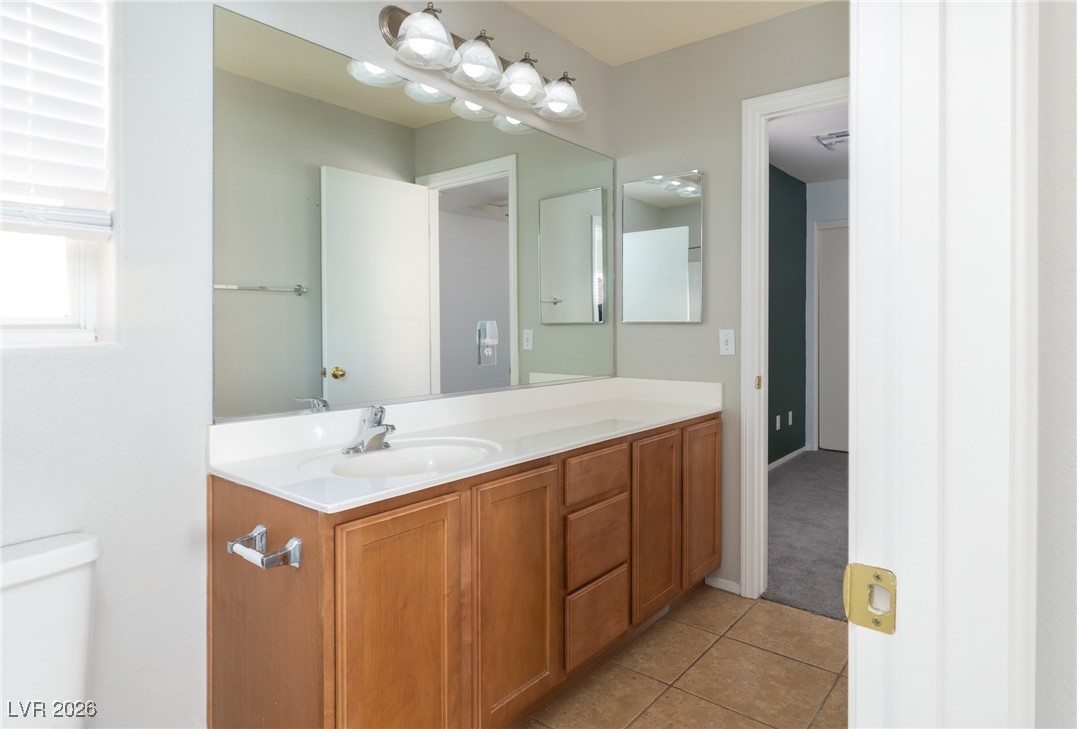 5866 Hollingshed Court