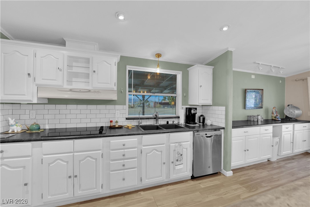 5550 Vicki Ann Road