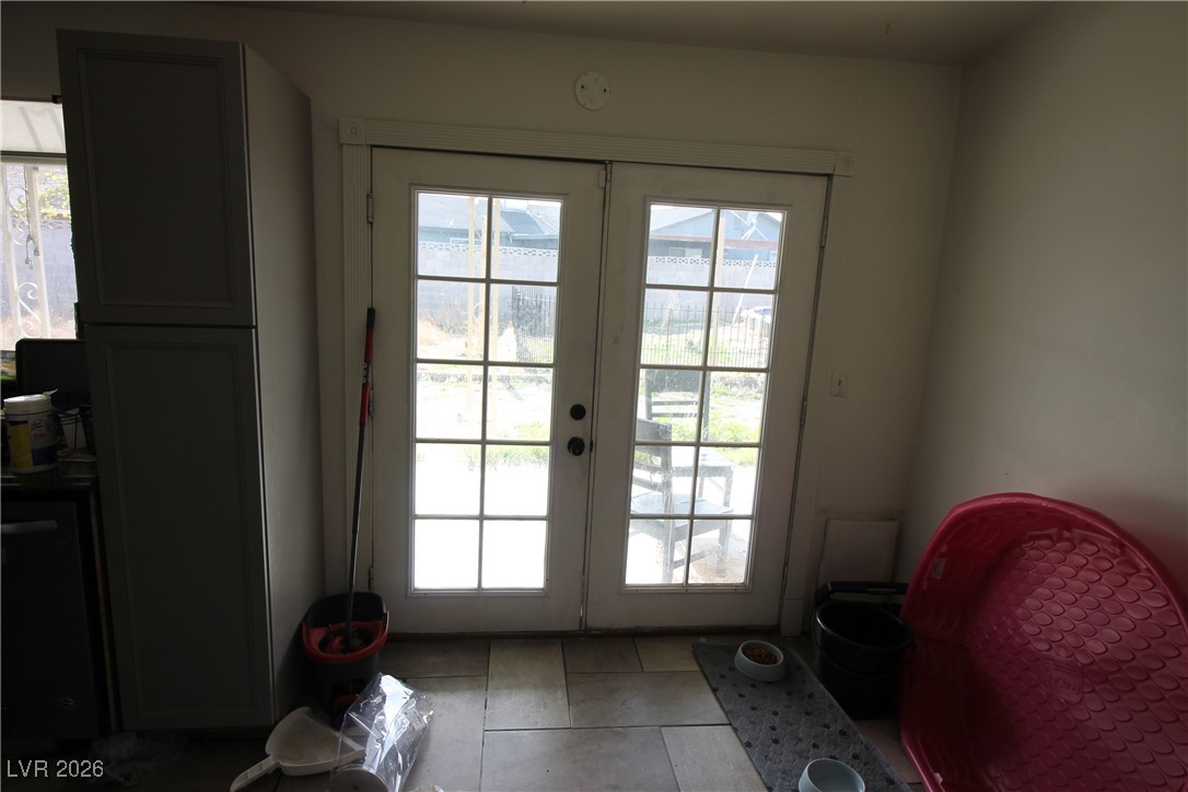 4135 Comb Circle