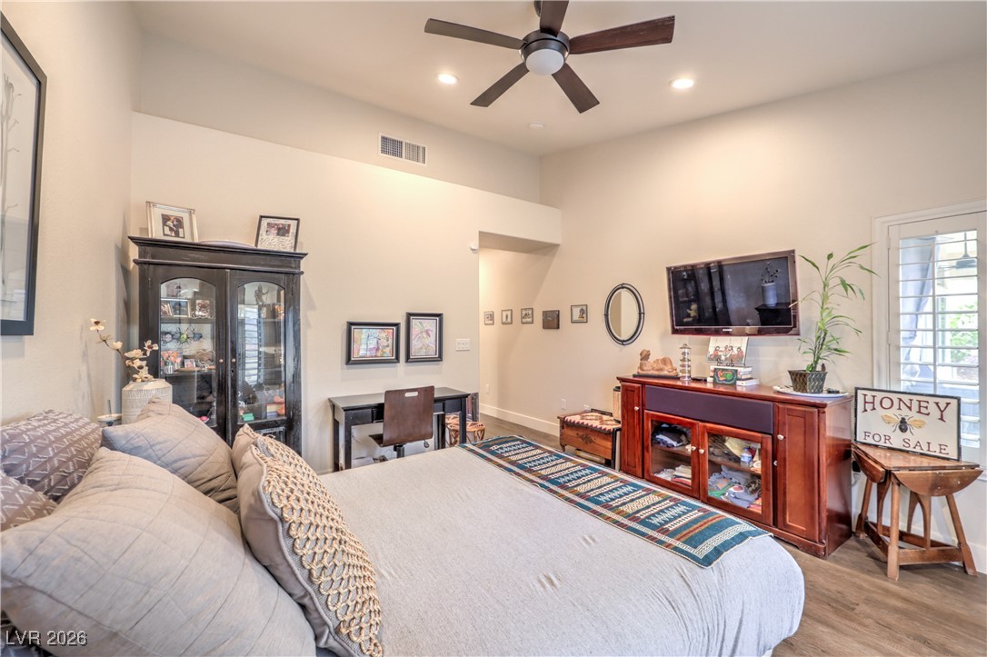 2701 Spalding Drive