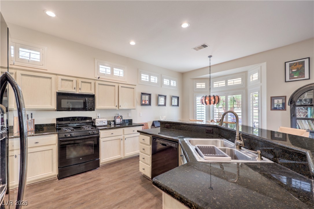 2701 Spalding Drive