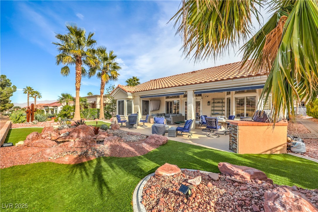2701 Spalding Drive