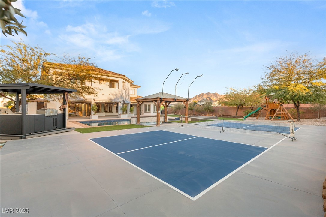 1035 Aviator Court