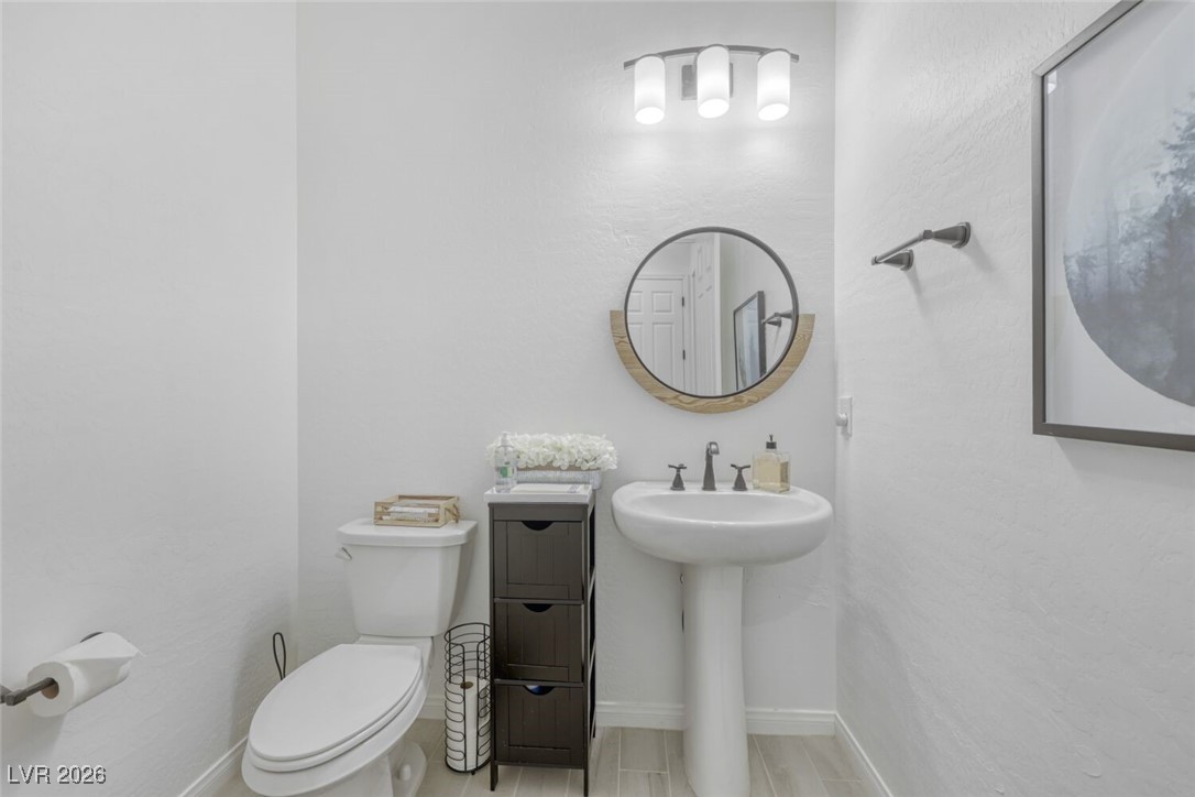 12 Tatahatso Point Street