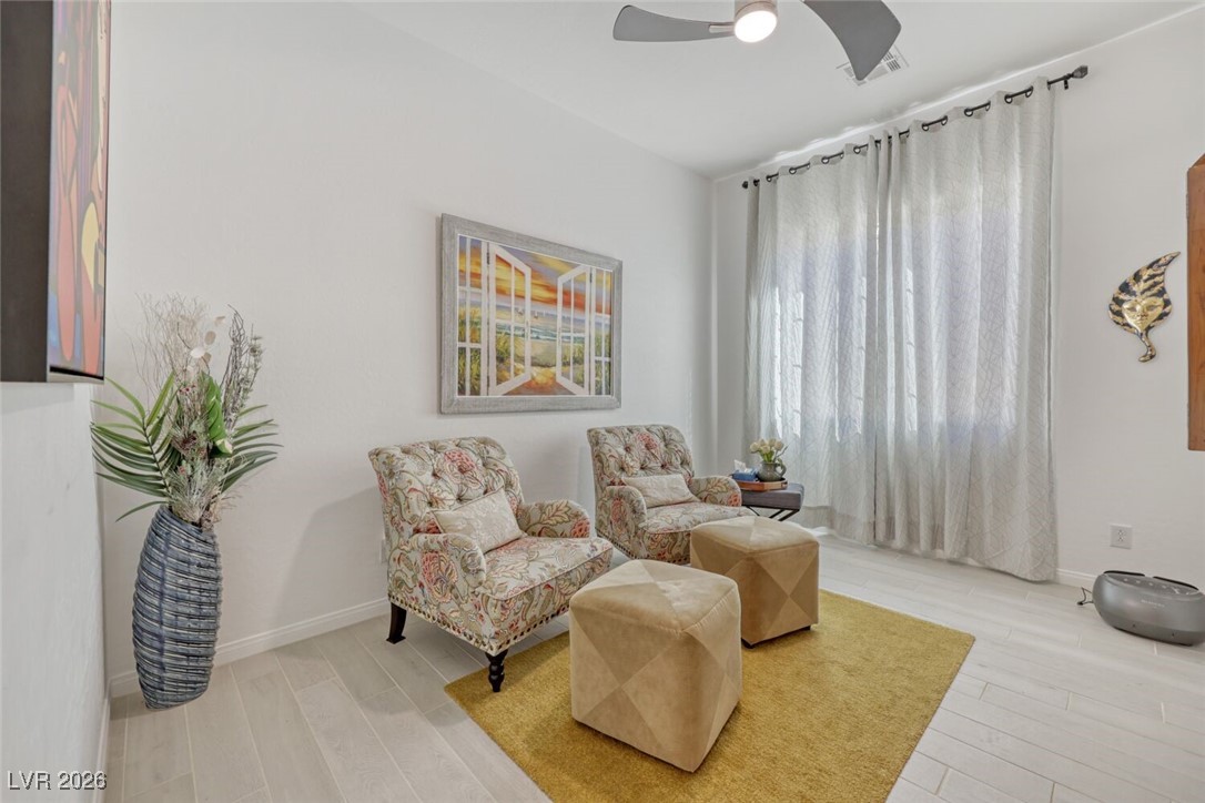 12 Tatahatso Point Street