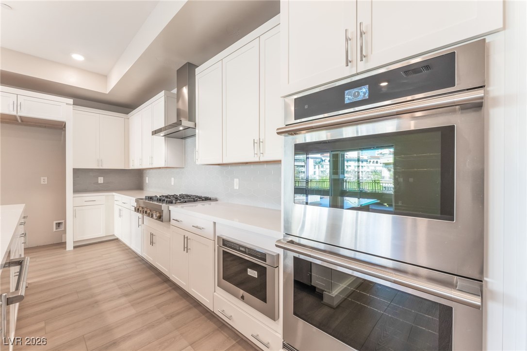 9132 Las Manaitas Avenue 202