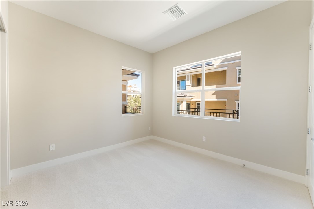 9132 Las Manaitas Avenue 202