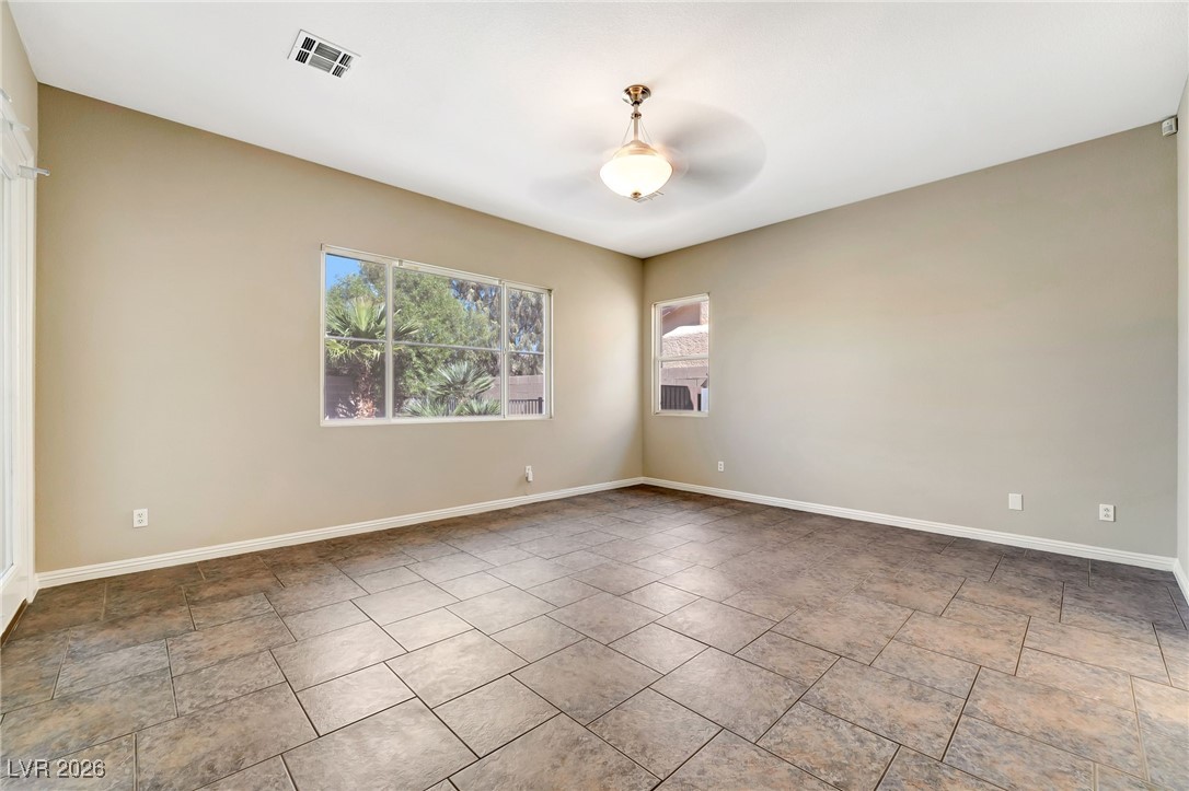 7232 Frontier Hills Avenue