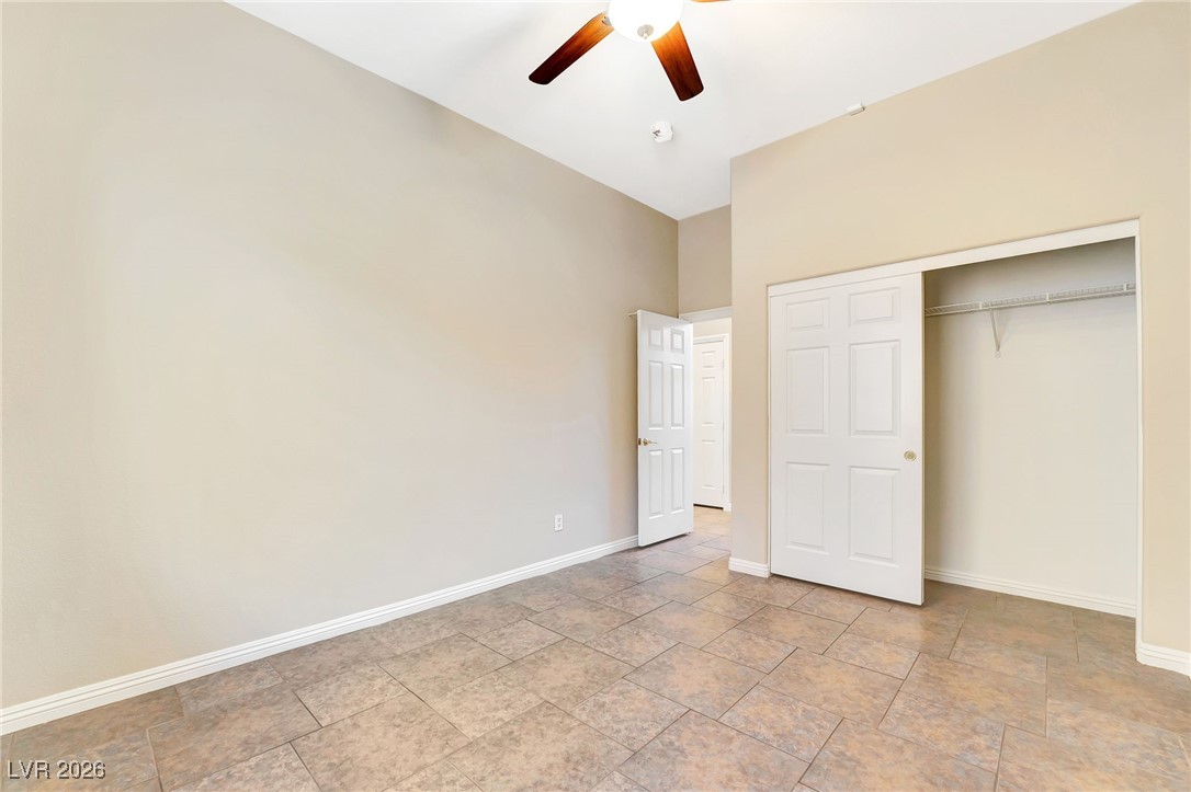 7232 Frontier Hills Avenue