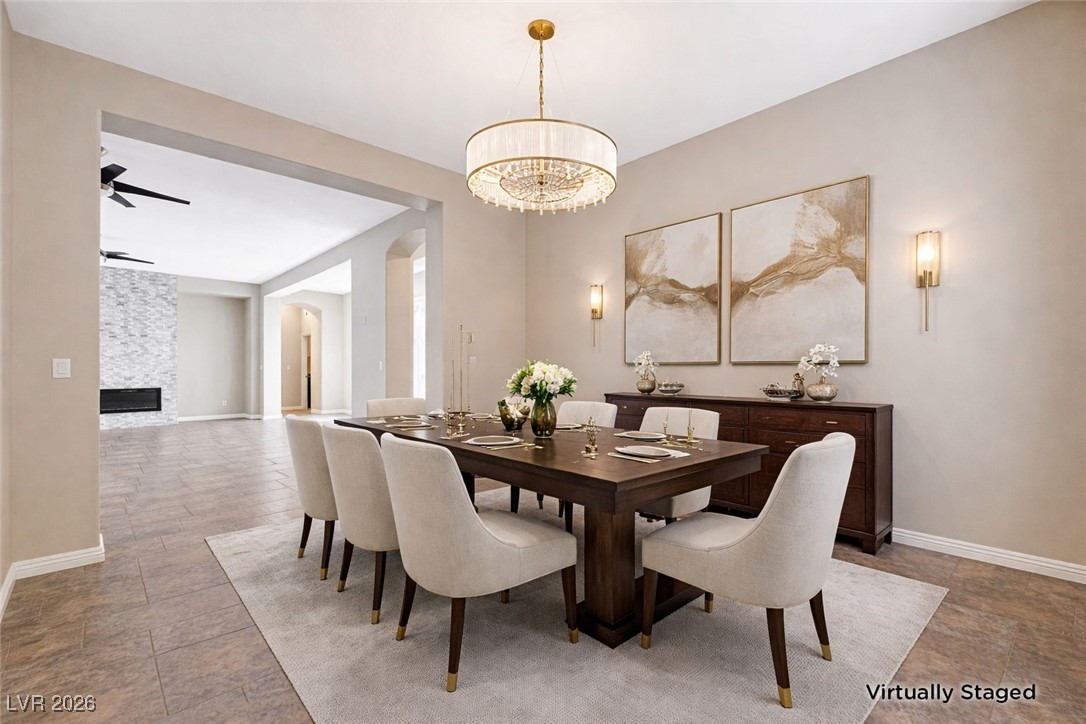 7232 Frontier Hills Avenue