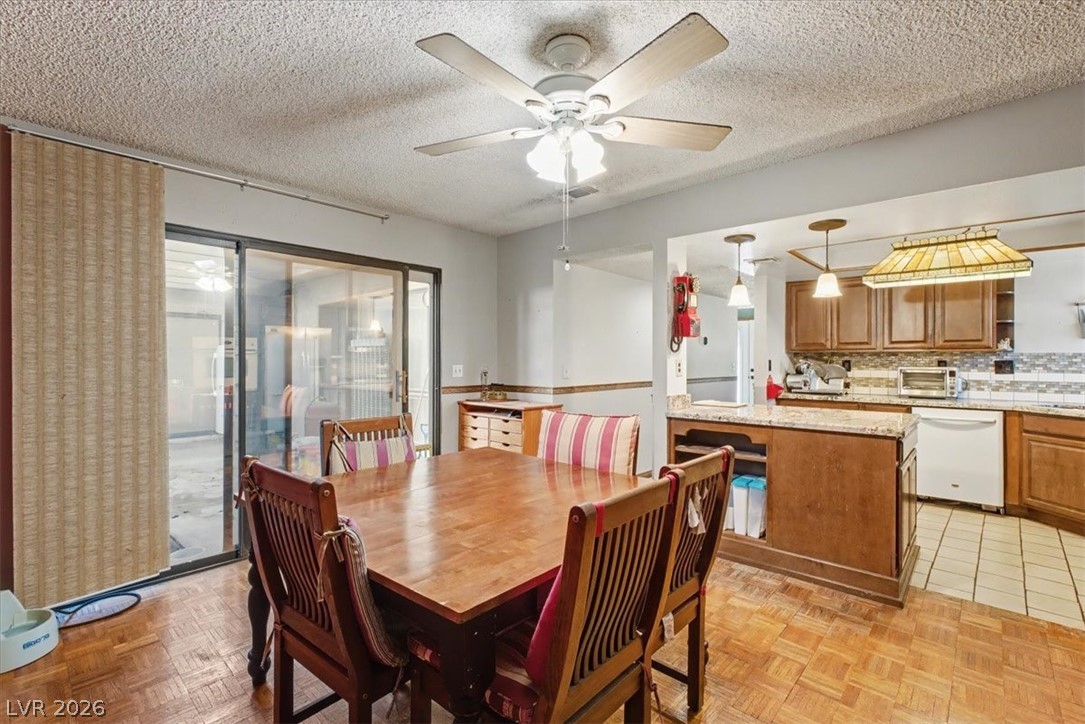 5716 Roseridge Avenue