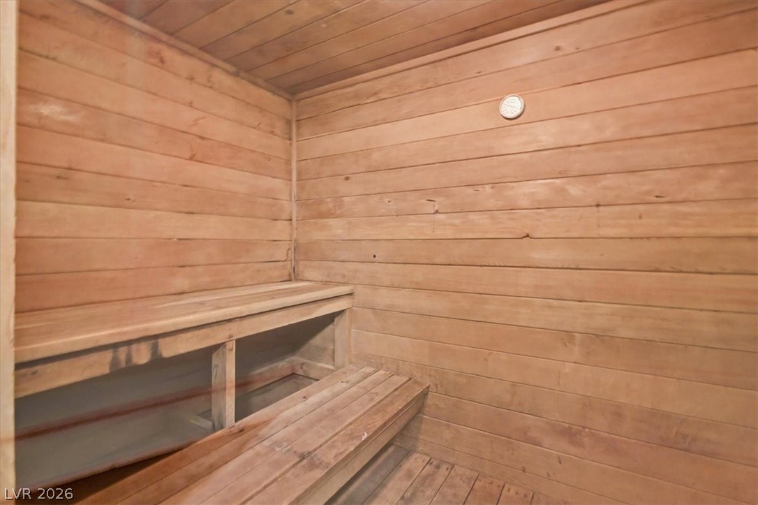 5716 Roseridge Avenue