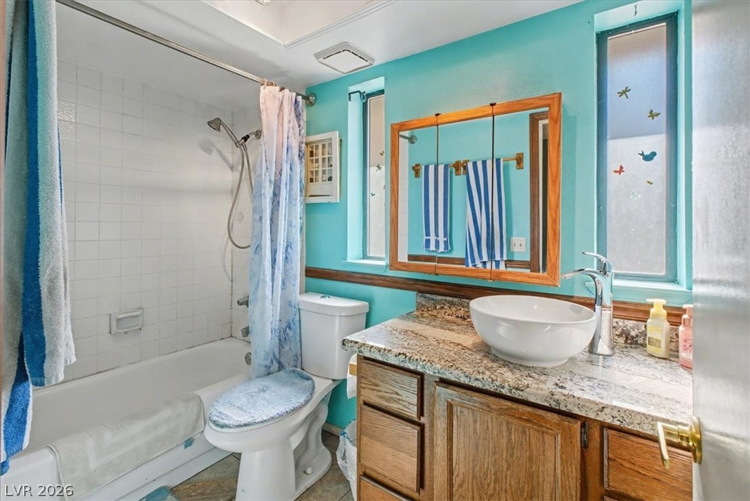 5716 Roseridge Avenue