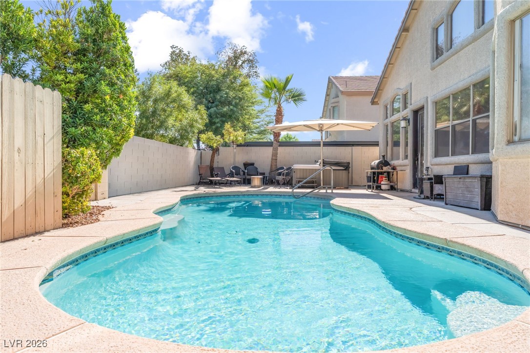 2766 Glen Port Street