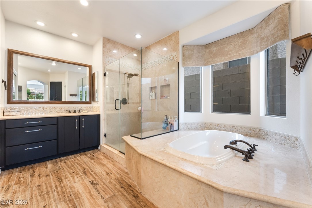 2766 Glen Port Street