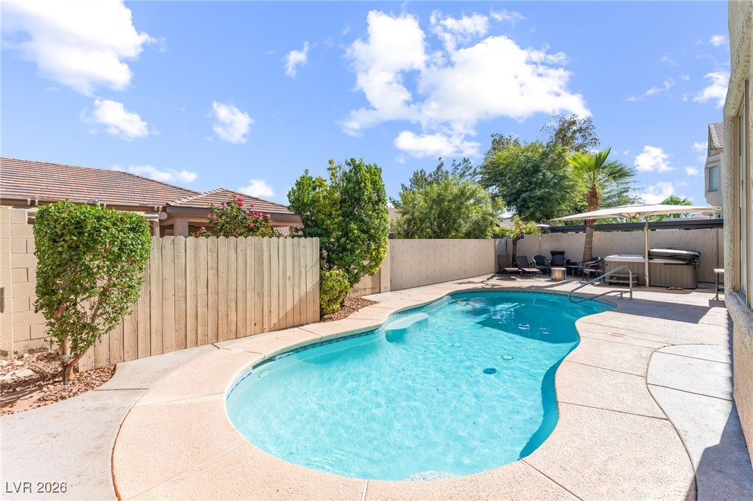 2766 Glen Port Street