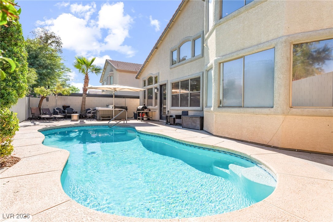 2766 Glen Port Street