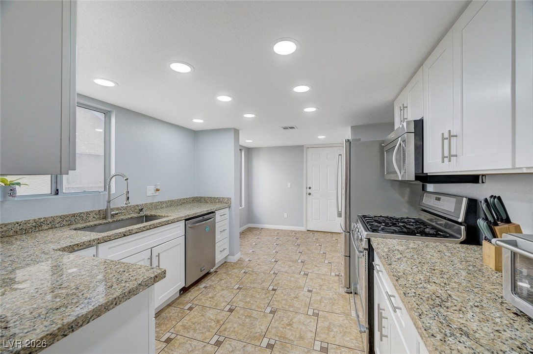 918 Clipper Drive