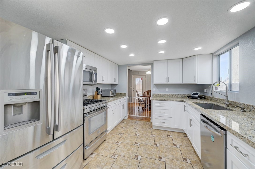 918 Clipper Drive