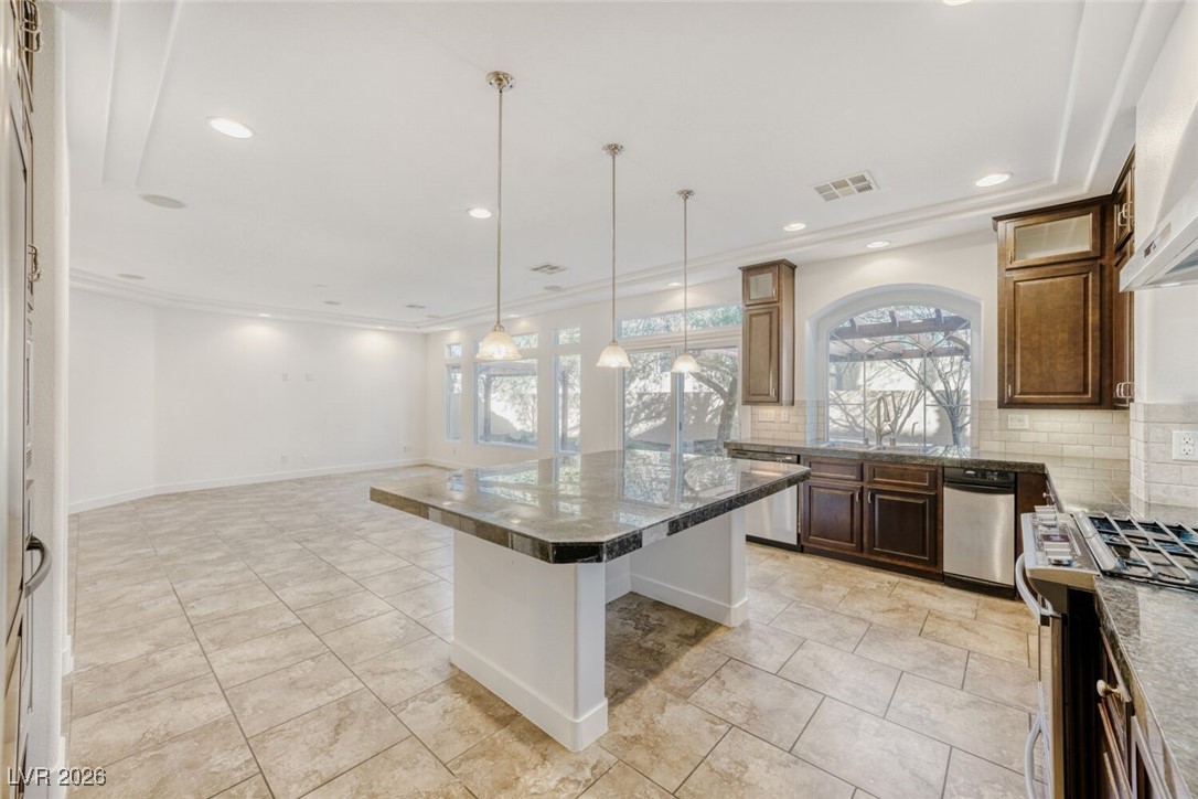 8564 Silver Coast Street