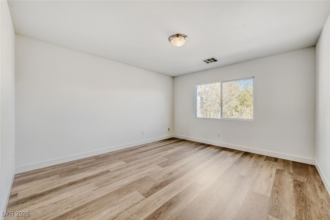 8564 Silver Coast Street