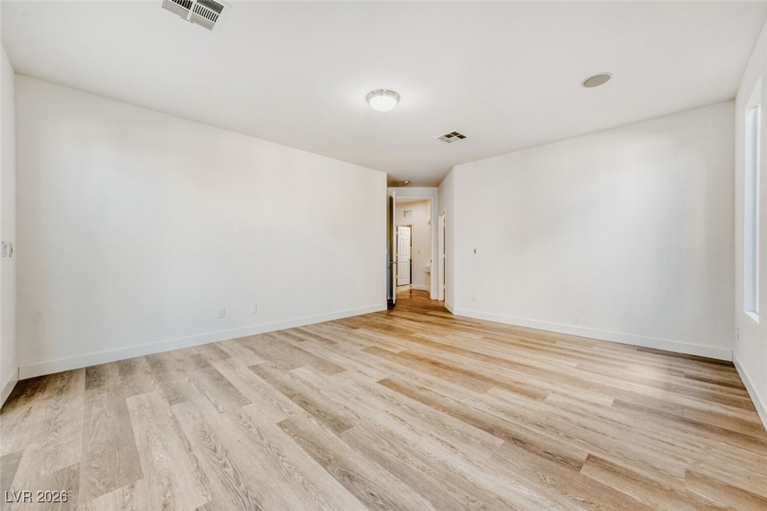 8564 Silver Coast Street