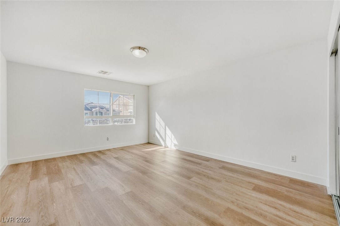 8564 Silver Coast Street