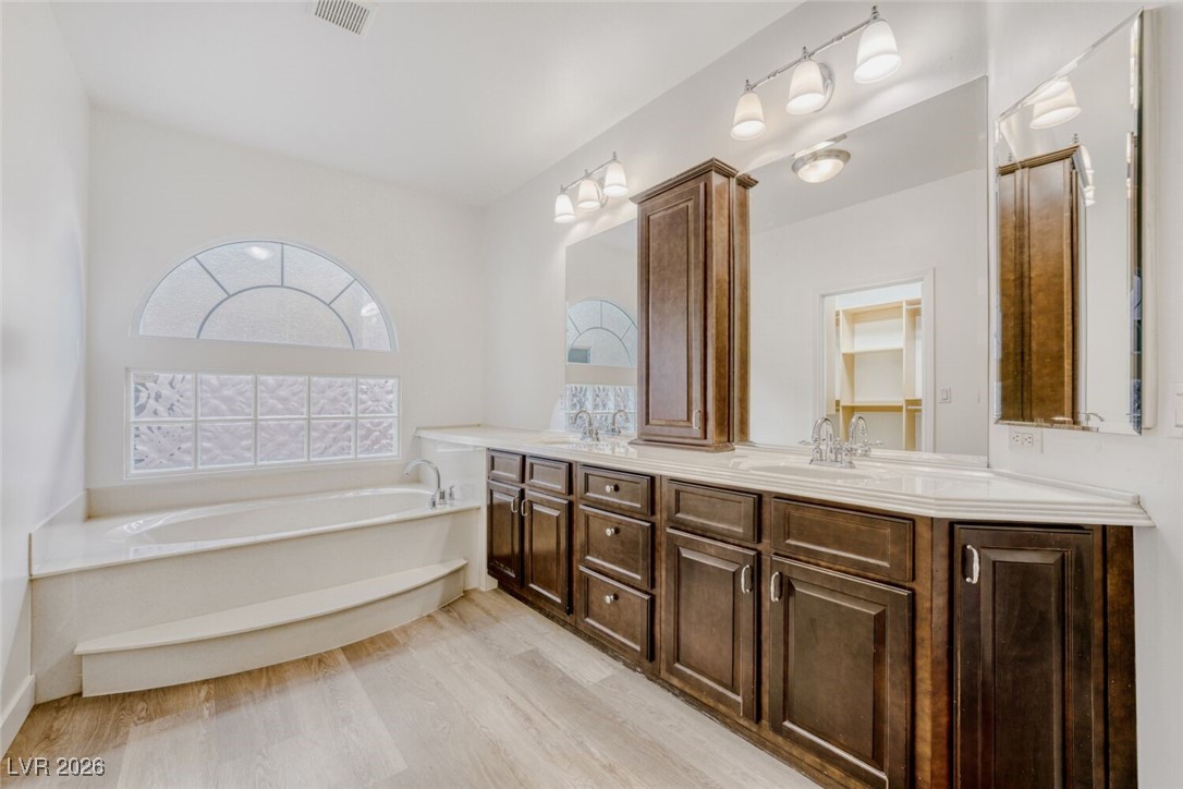 8564 Silver Coast Street