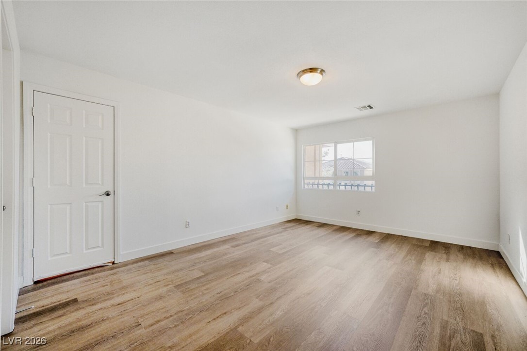 8564 Silver Coast Street