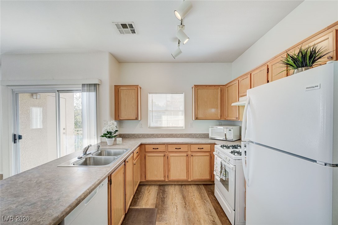 10125 Cedar Key Avenue 201