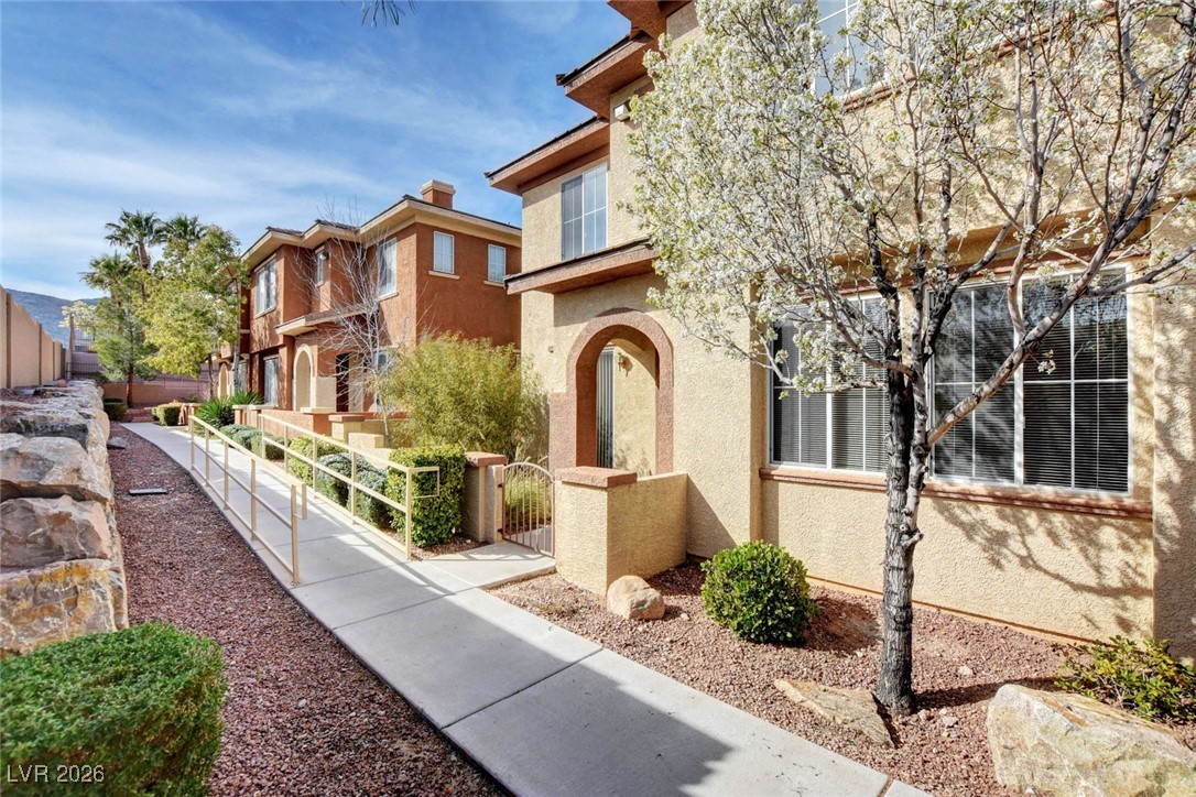 10125 Cedar Key Avenue 201