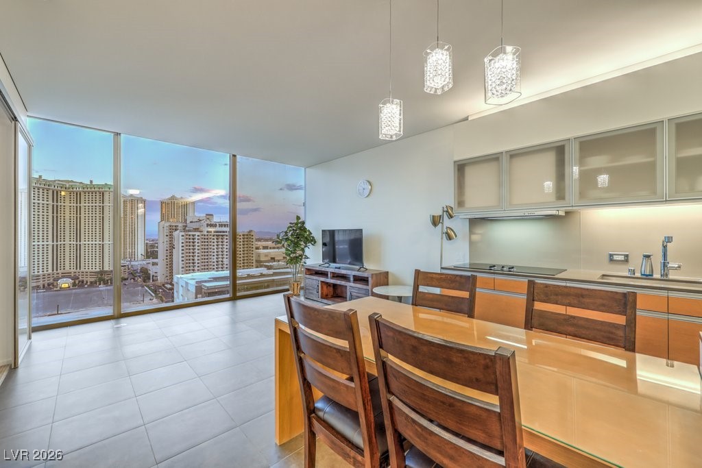 3722 Las Vegas Boulevard 1204