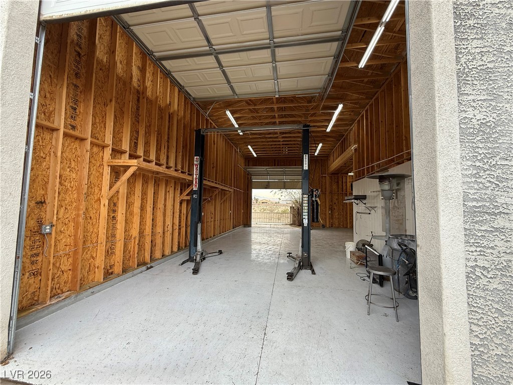 3385 West Agate Avenue