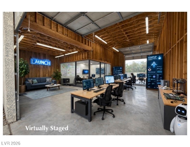 3385 West Agate Avenue