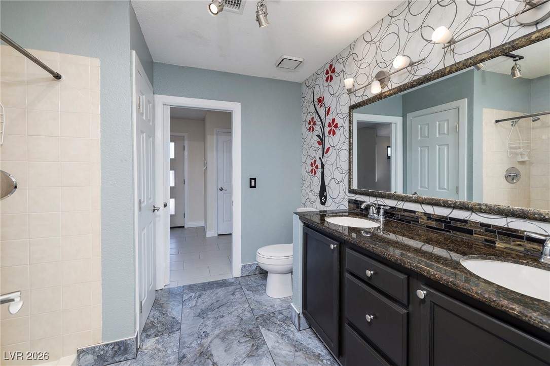 3385 West Agate Avenue