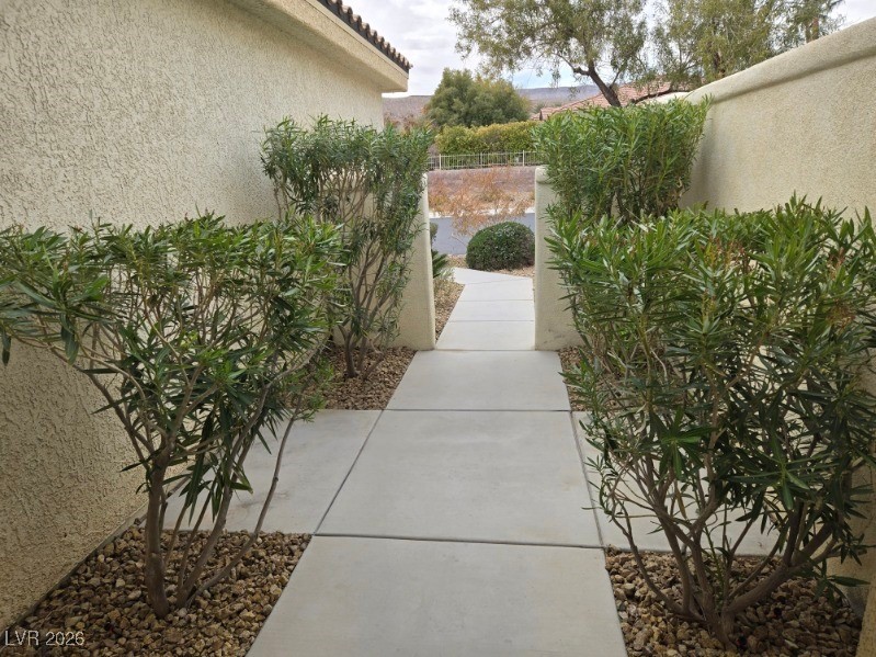 5196 ALFINGO Street -