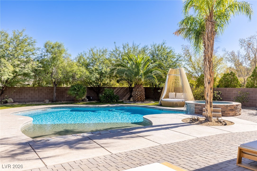 7304 Buttons Ridge Drive