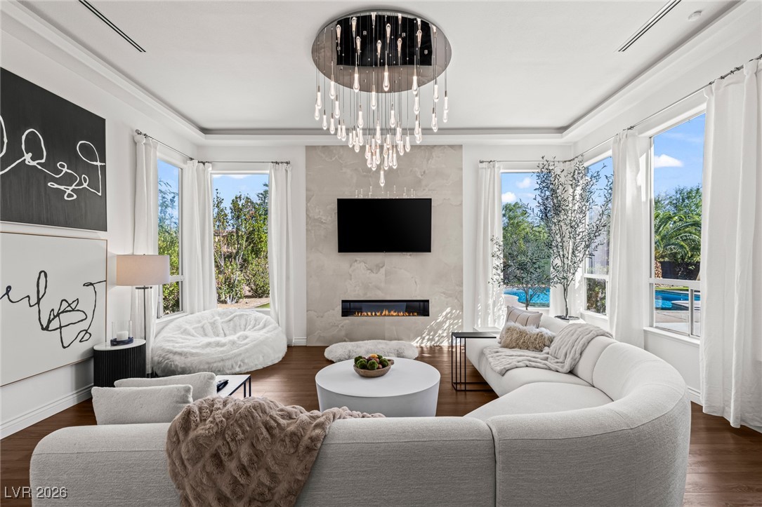 7304 Buttons Ridge Drive