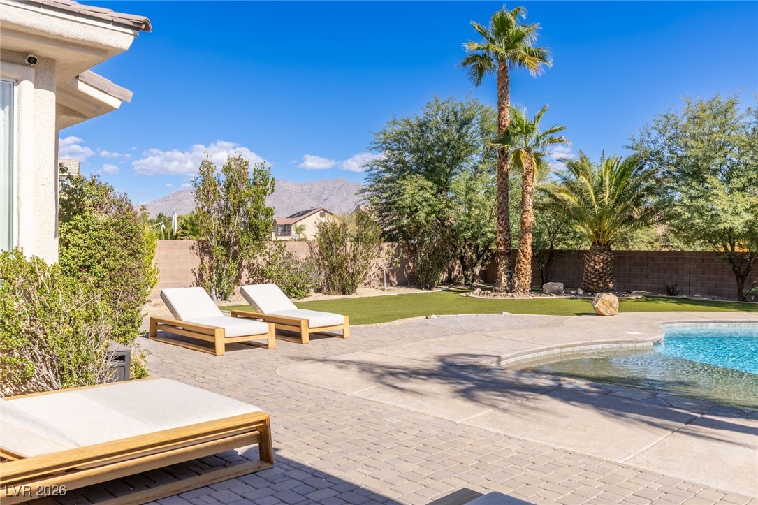 7304 Buttons Ridge Drive