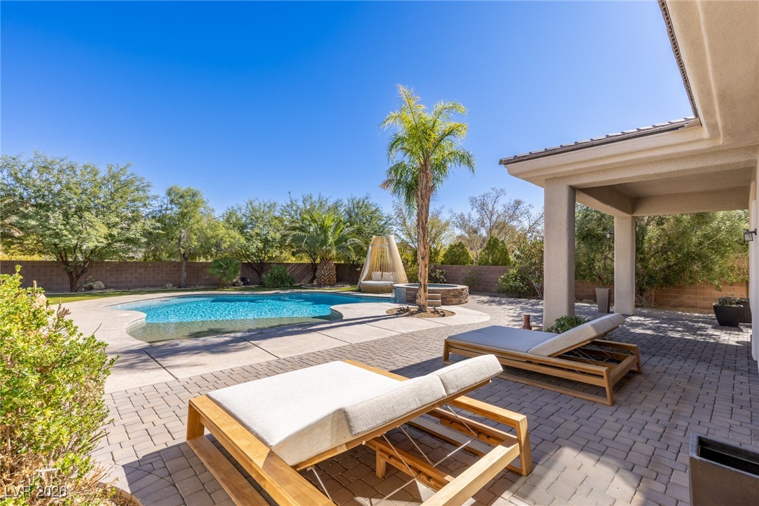 7304 Buttons Ridge Drive