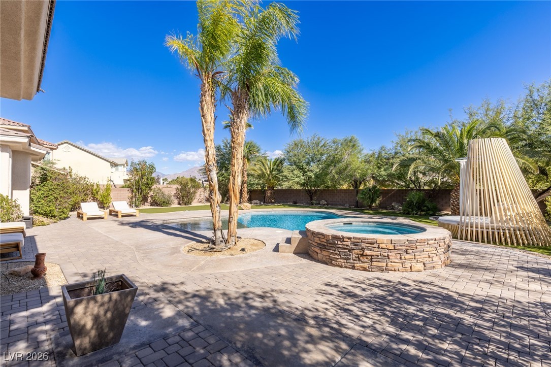 7304 Buttons Ridge Drive