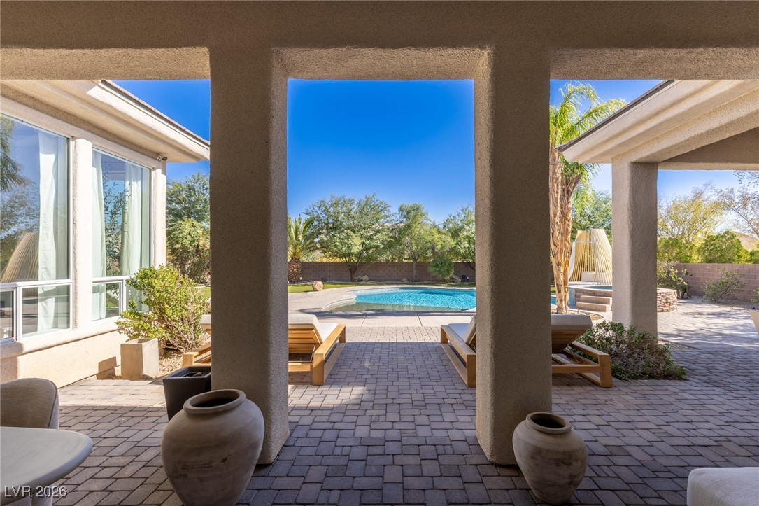 7304 Buttons Ridge Drive