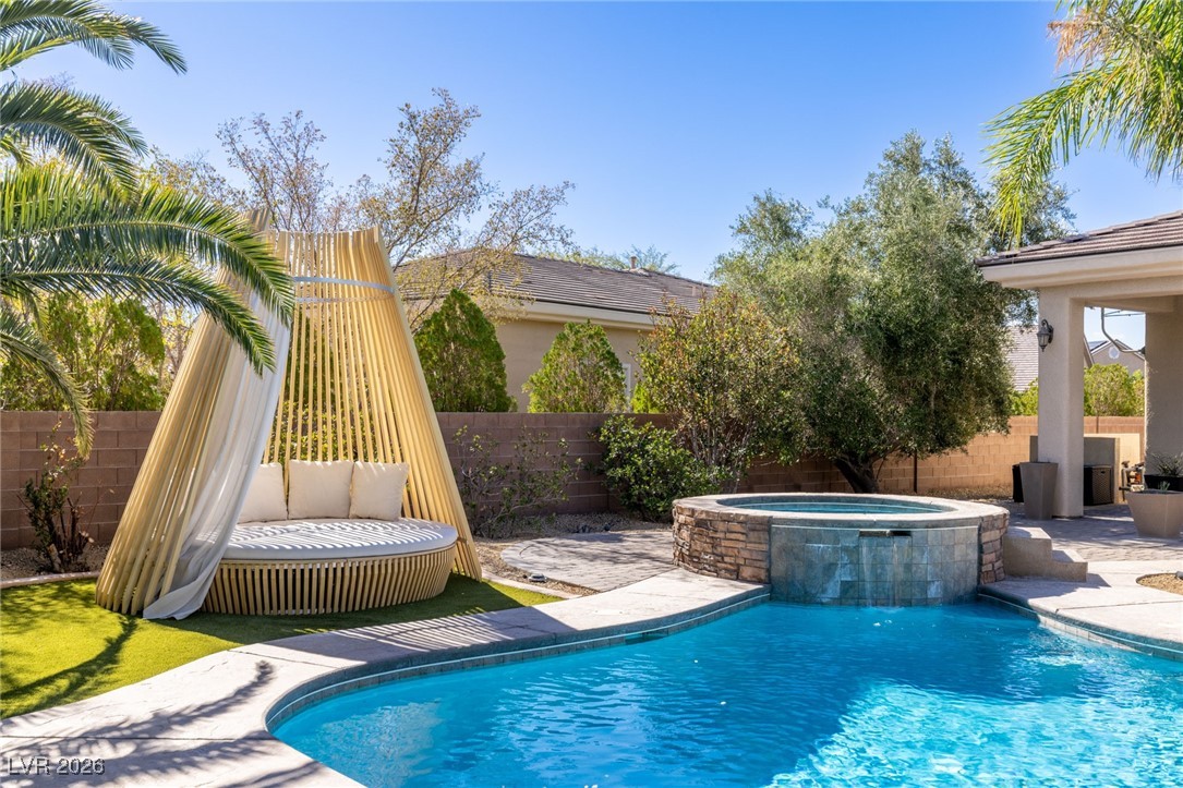 7304 Buttons Ridge Drive