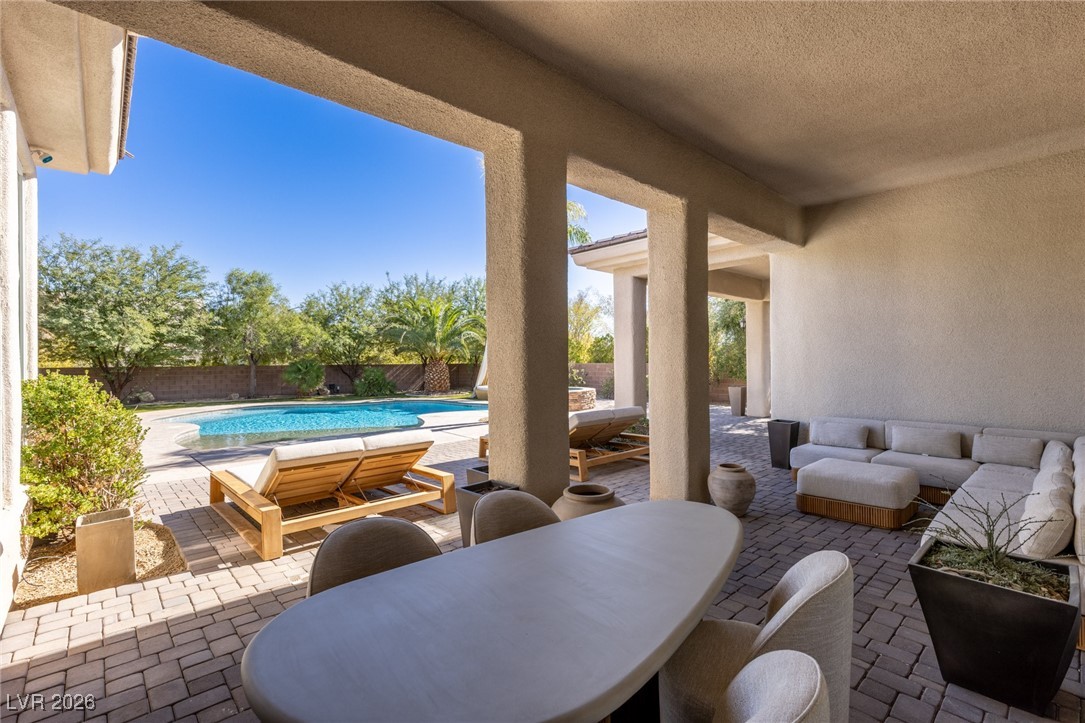 7304 Buttons Ridge Drive