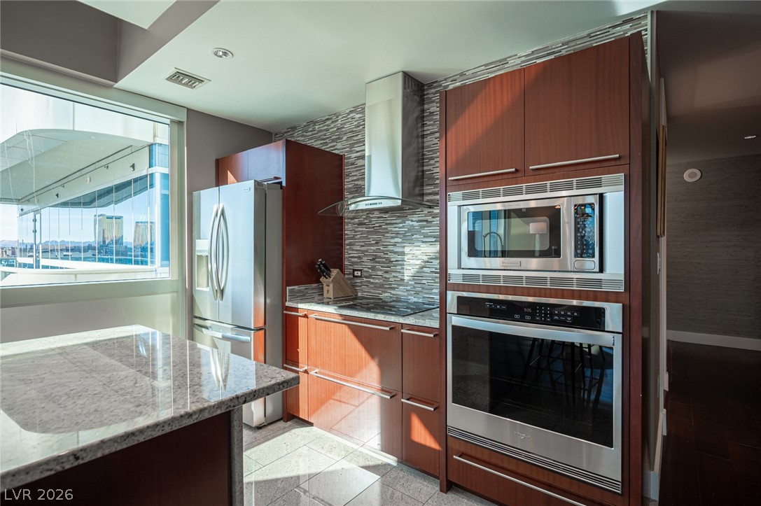 4471 Dean Martin Drive 810