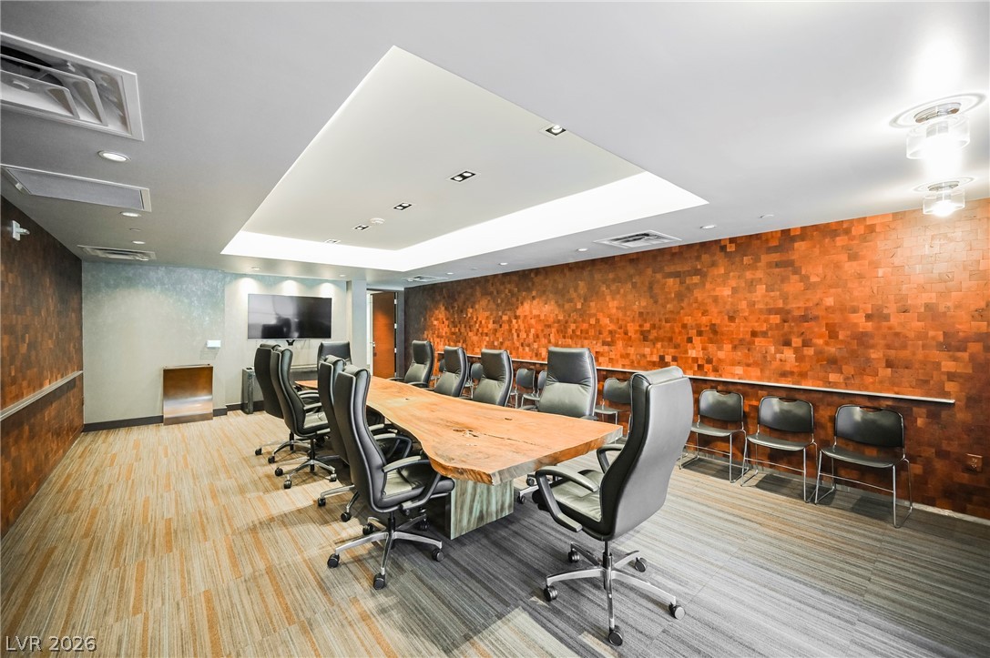 4471 Dean Martin Drive 810